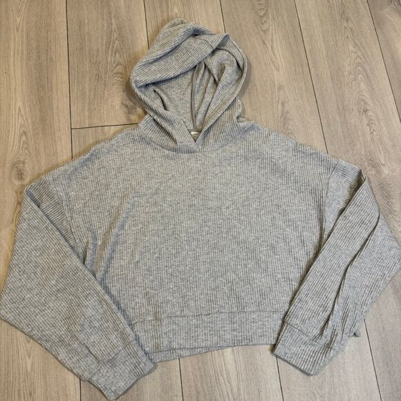 Alo Yoga Muse Cropped Hoodie in Heather Gray Women’s Large - Picture 2 of 4